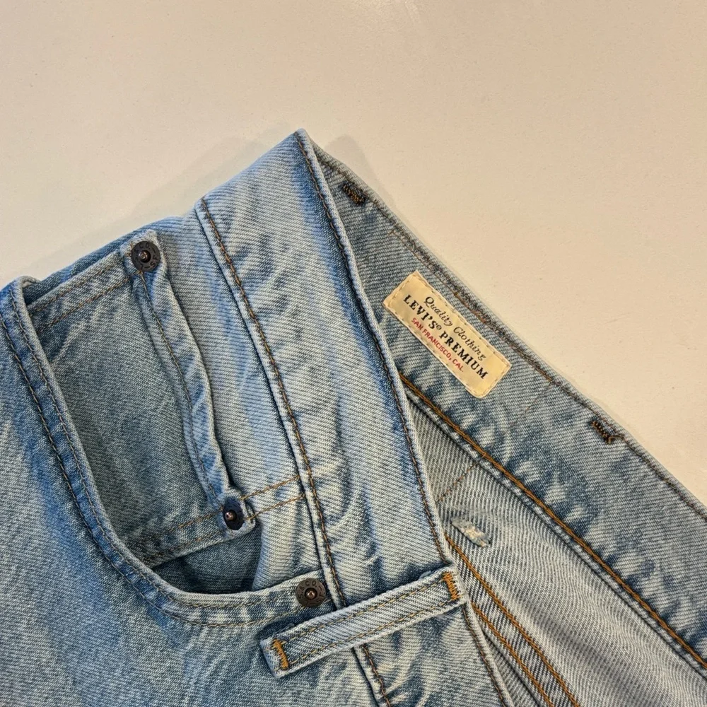 Levi’s 511 Slim Fit Jeans Men’s 38x30 Light Wash Premium Denim Stretch - Picture 3 of 5
